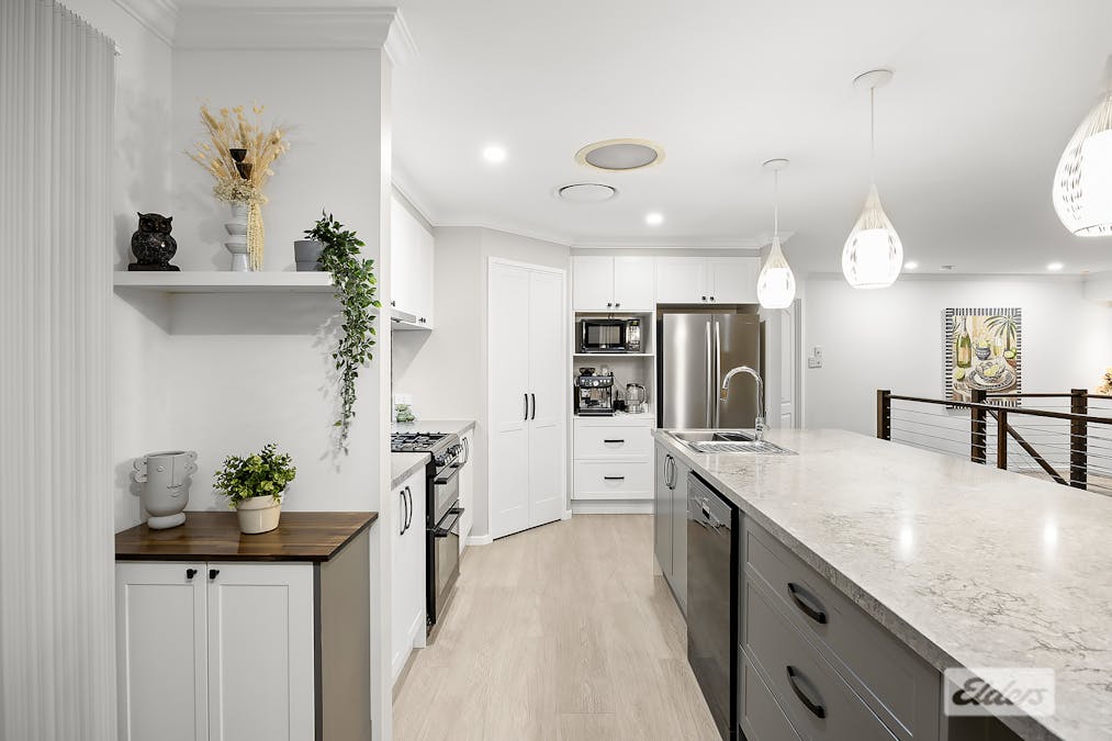 14 Keirnan Street, Redland Bay, QLD, 4165 - Image 9