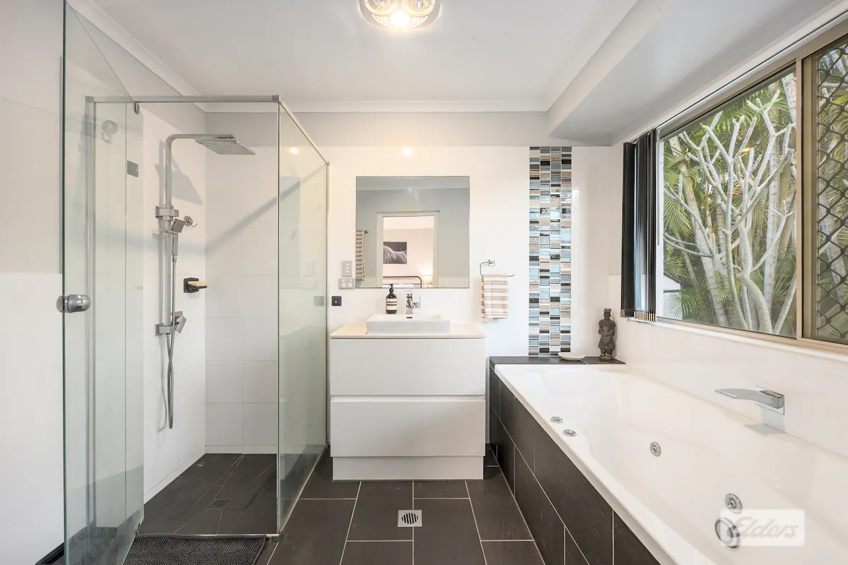 13 Kimbolton Drive — photo 12 of 25