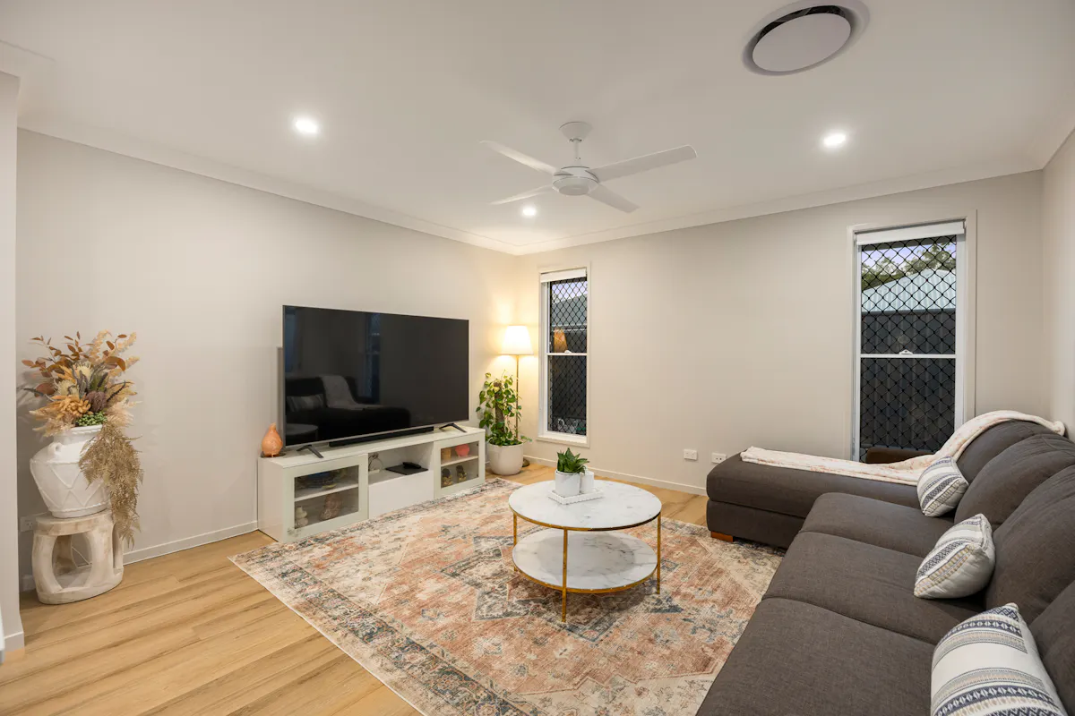 6 Black Oak Terrace — photo 6 of 17