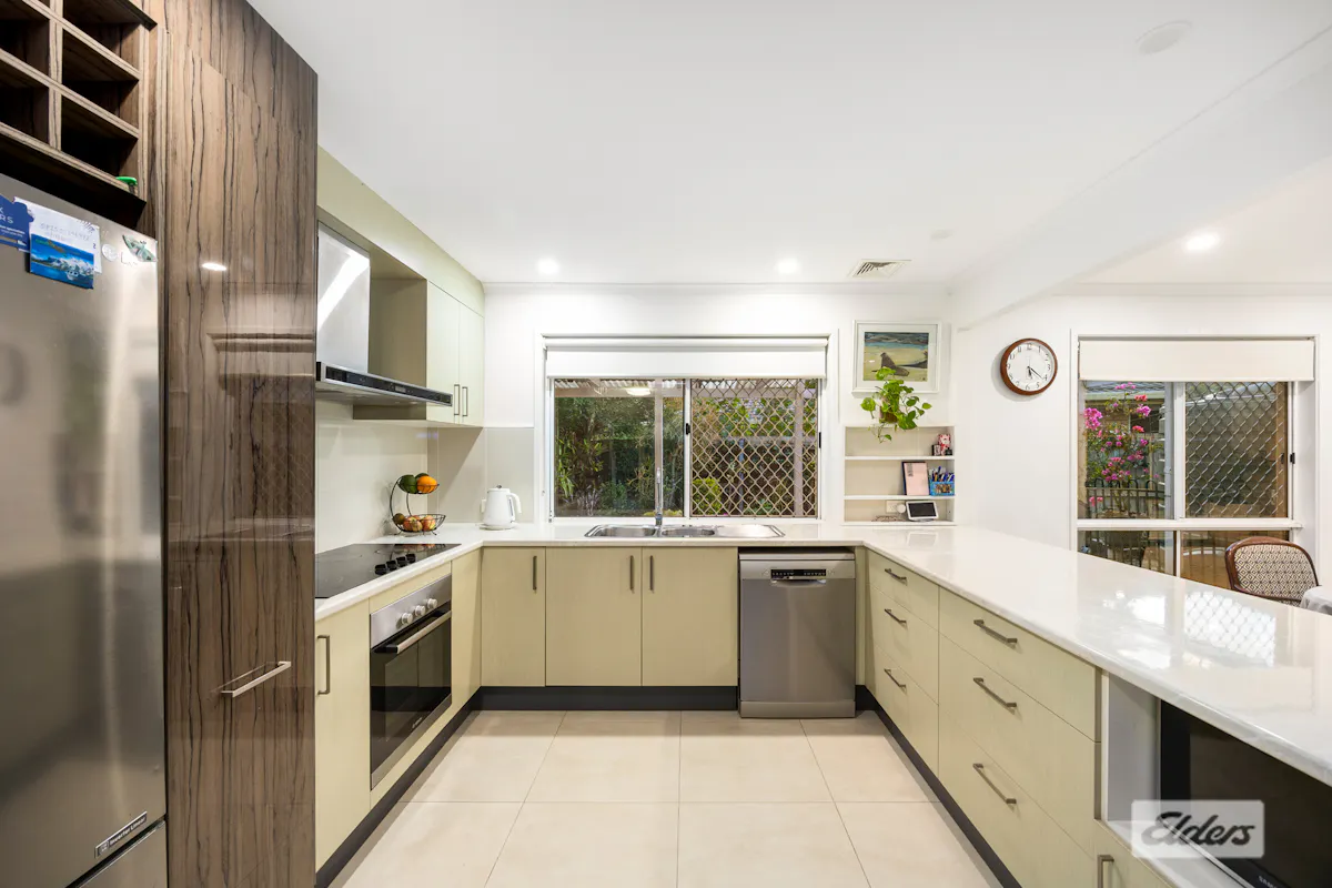 6 Pitt Street — photo 4 of 24