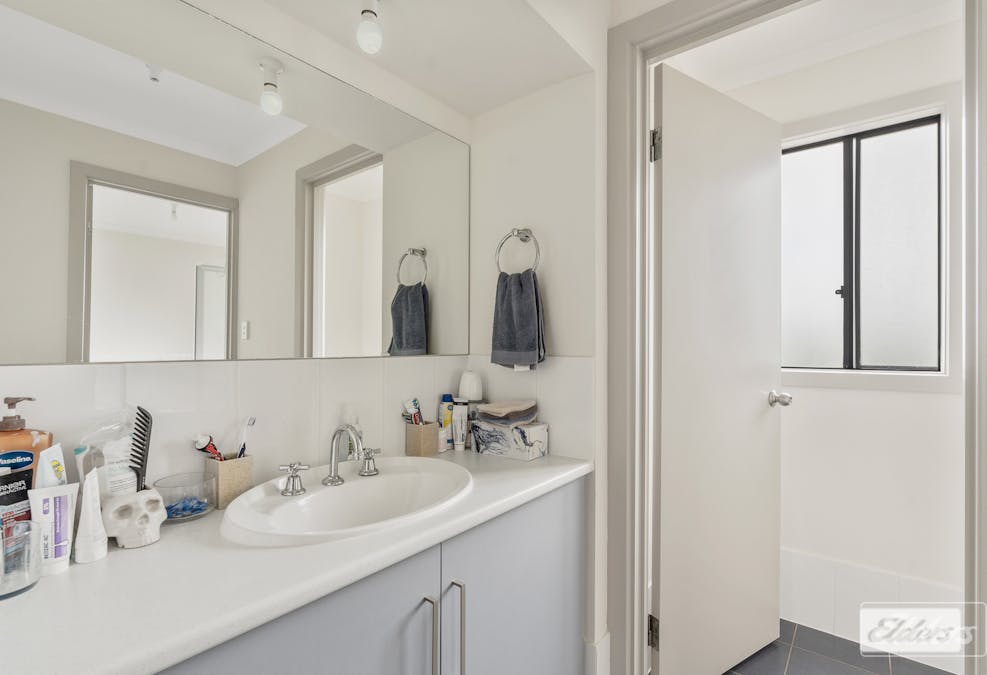 27 Seaview Avenue, Middleton, SA, 5213 - Image 14