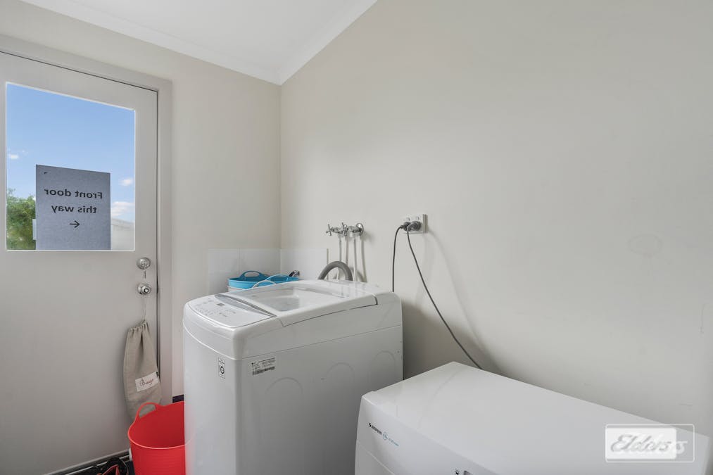 27 Seaview Avenue, Middleton, SA, 5213 - Image 16
