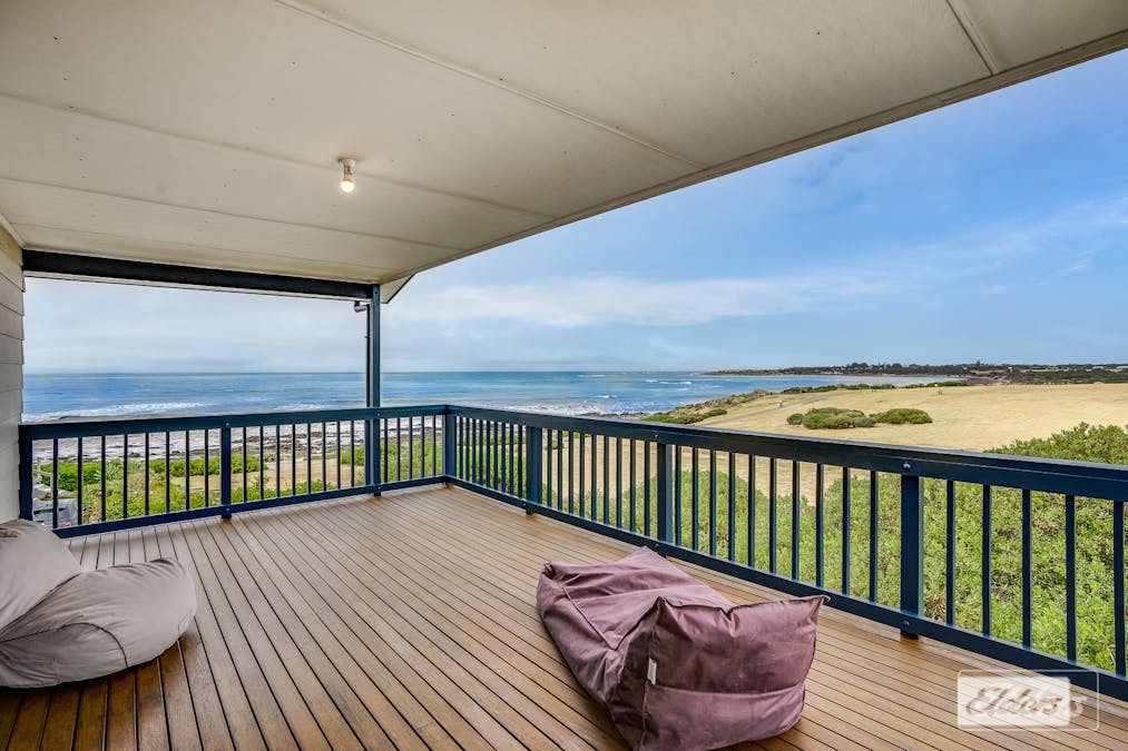 27 Seaview Avenue, Middleton, SA, 5213 - Image 4
