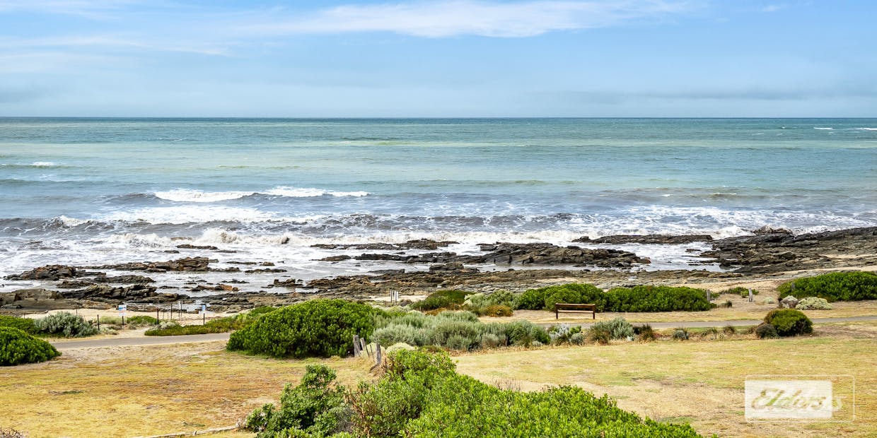 27 Seaview Avenue, Middleton, SA, 5213 - Image 27