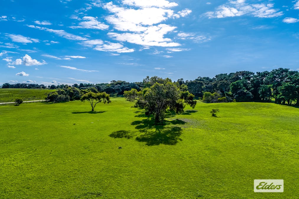 727 Randell Road, Hindmarsh Island, SA, 5214 - Image 24