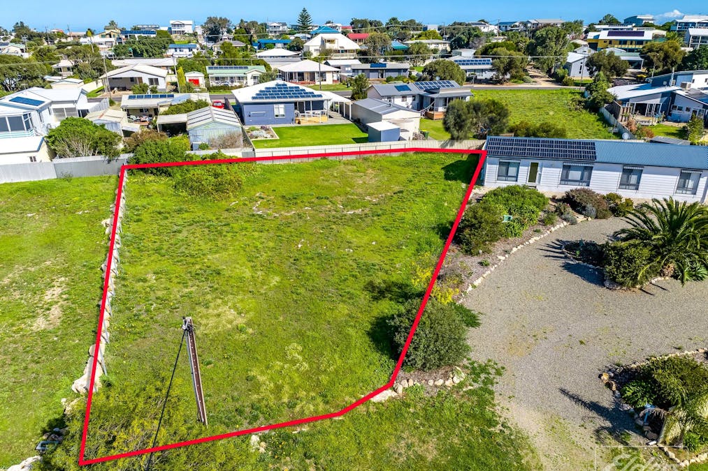 23 Haynes Crescent, Goolwa Beach, SA, 5214 - Image 2