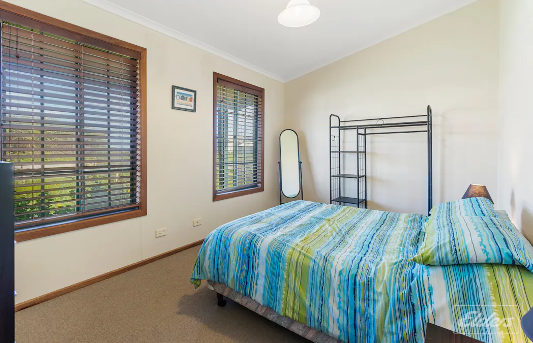 24 Newell Avenue, Middleton, SA, 5213 - Image 8
