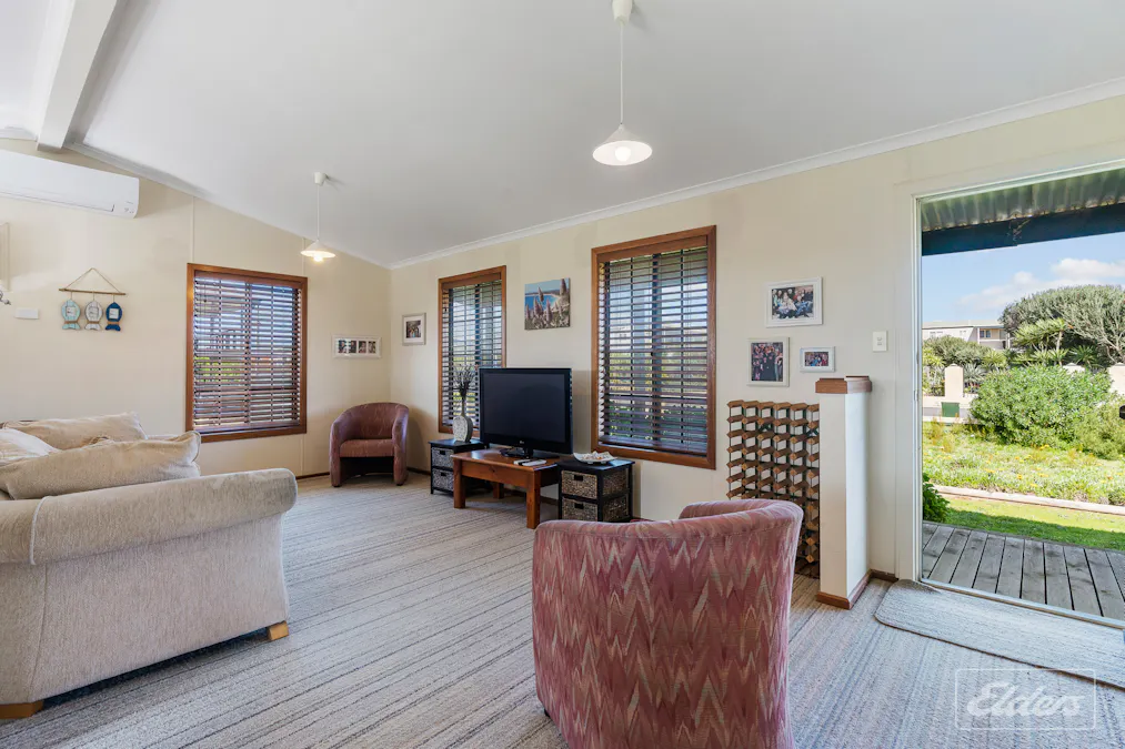 24 Newell Avenue, Middleton, SA, 5213 - Image 4