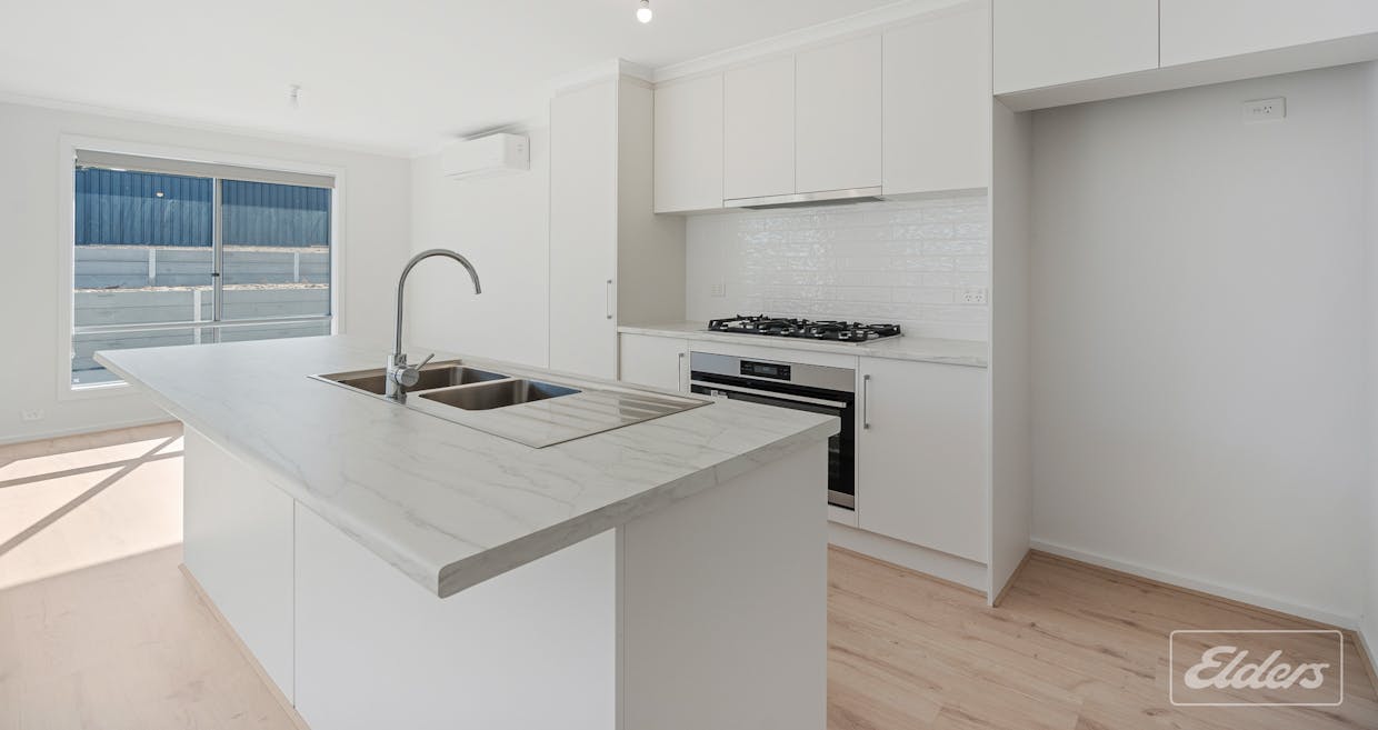 14 Victoria Parade, Hindmarsh Island, SA, 5214 - Image 4