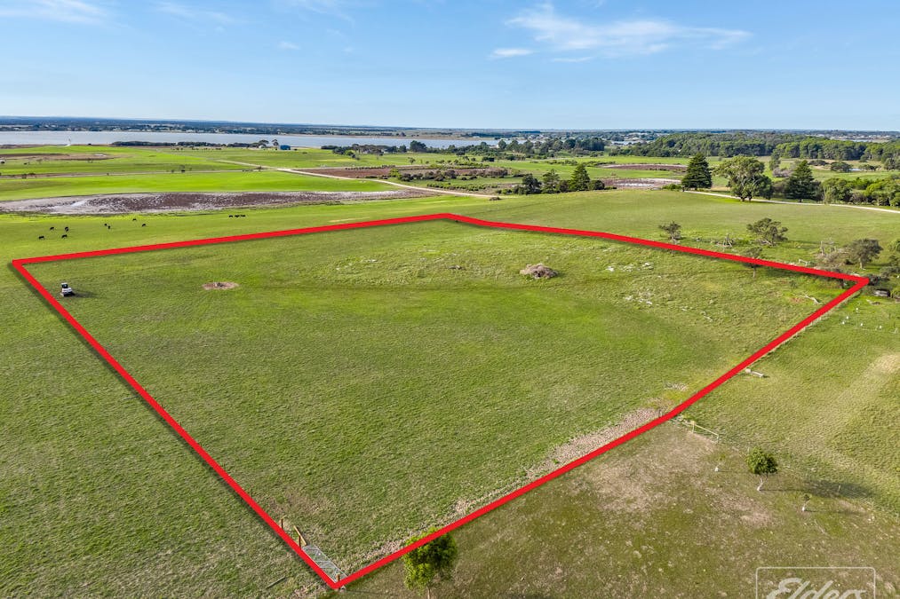 Lot 58 Pullen Road, Hindmarsh Island, SA, 5214 - Image 1