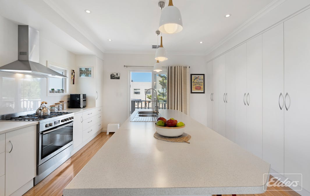 18 Beach Road, Goolwa South, SA, 5214 - Image 12