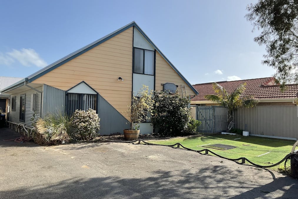 17 Alison Avenue, Goolwa North, SA, 5214 - Image 1