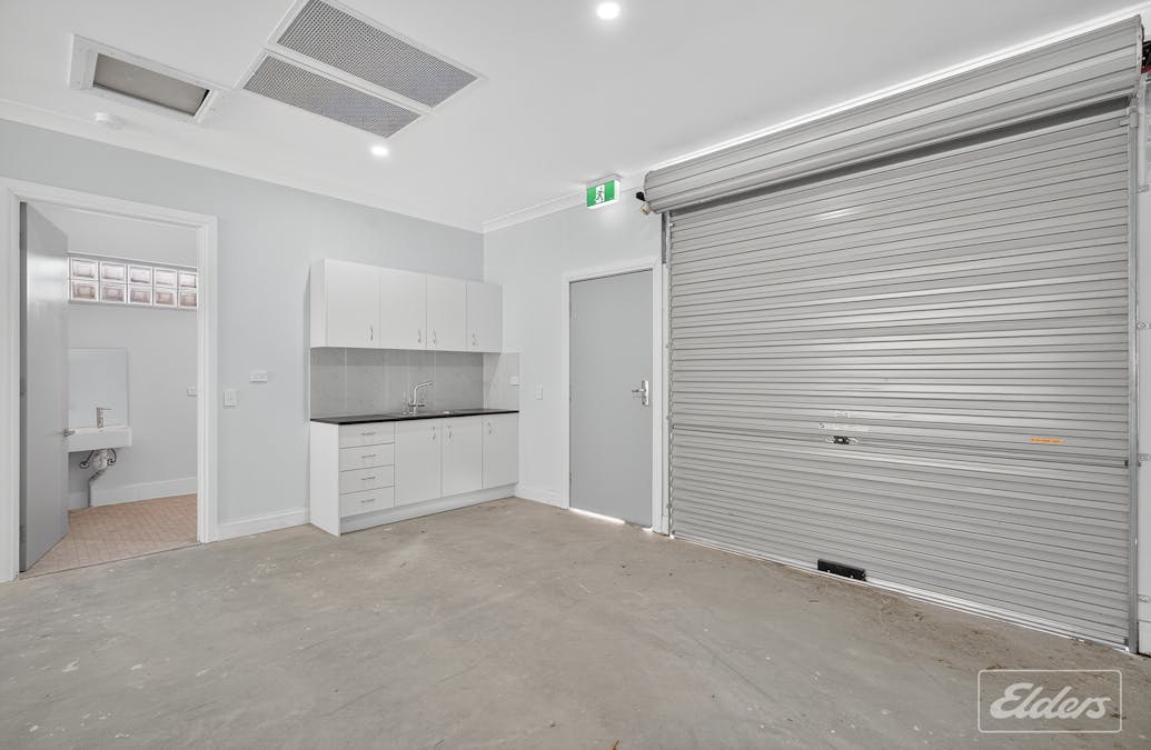 24 & 24A North Terrace, Port Elliot, SA, 5212 - Image 14