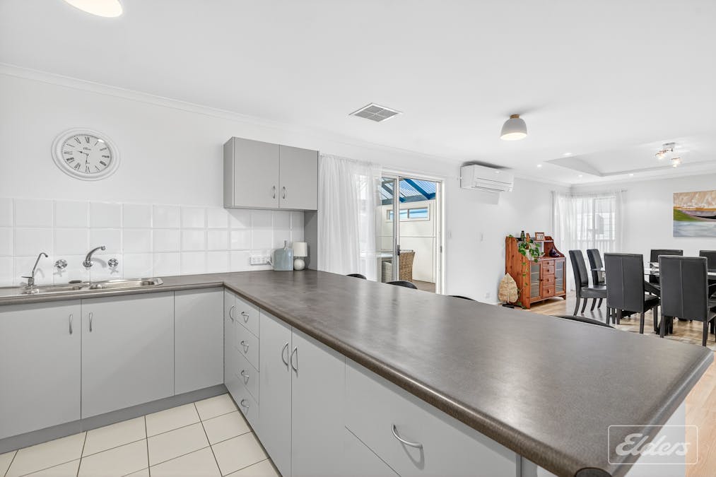18 Aldam Avenue, Goolwa Beach, SA, 5214 - Image 5