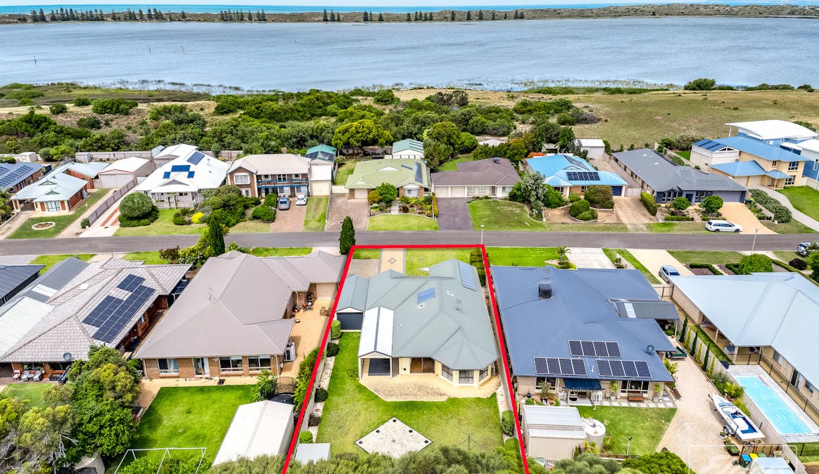 46 Arcadia Avenue, Hindmarsh Island, SA, 5214 - Image 25