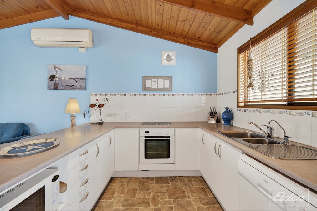 17 Ferguson Road, Goolwa Beach, SA, 5214 - Image 13