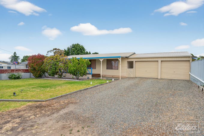 17 Ferguson Road, Goolwa Beach, SA, 5214 - Image 1