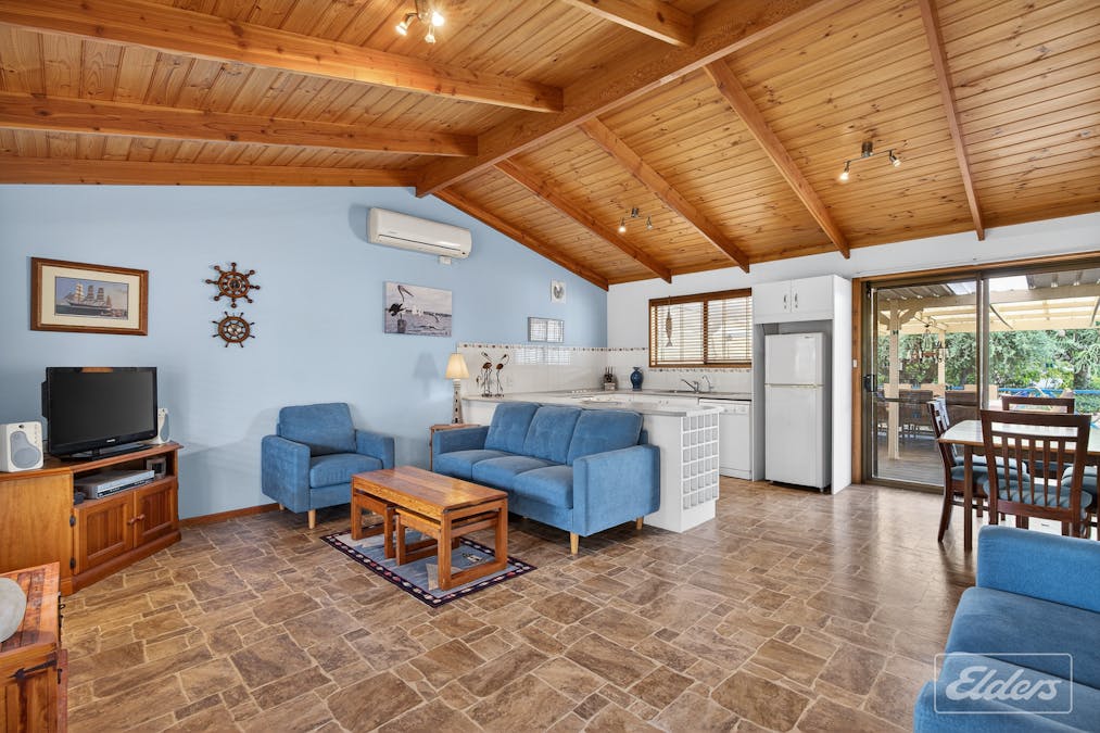 17 Ferguson Road, Goolwa Beach, SA, 5214 - Image 8