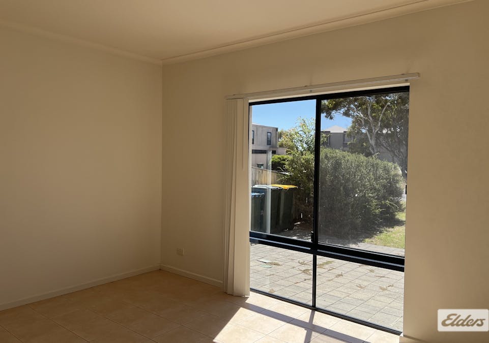 17 Ventura Place, Hindmarsh Island, SA, 5214 - Image 2