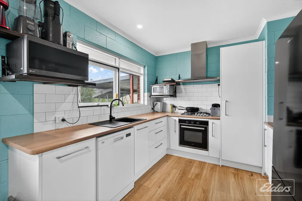 9 Port Elliot Road, Goolwa Beach, SA, 5214 - Image 6