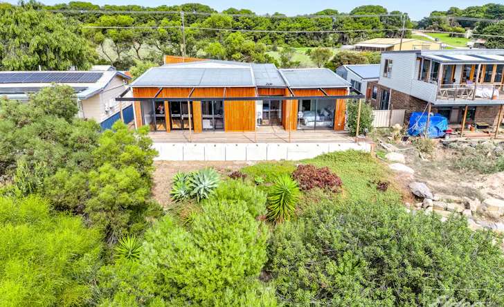 38 Sidney Parade, Hindmarsh Island, SA, 5214 - Image 1