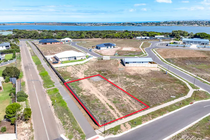 1 Gregory Circuit, Hindmarsh Island, SA, 5214 - Image 1