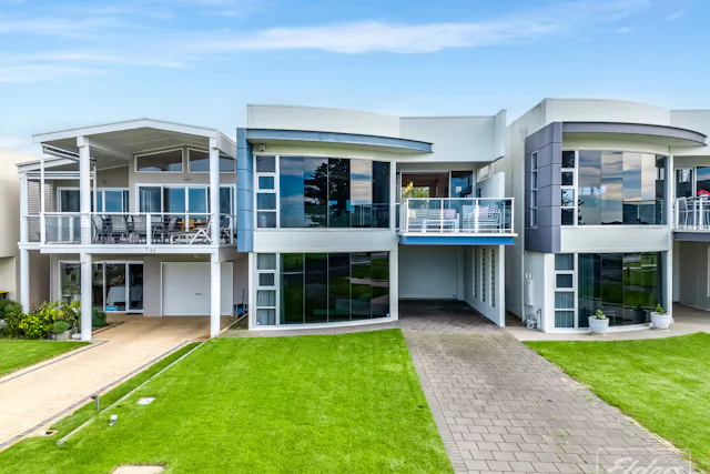 77 Barrage Road — photo from Elders Real Estate Goolwa