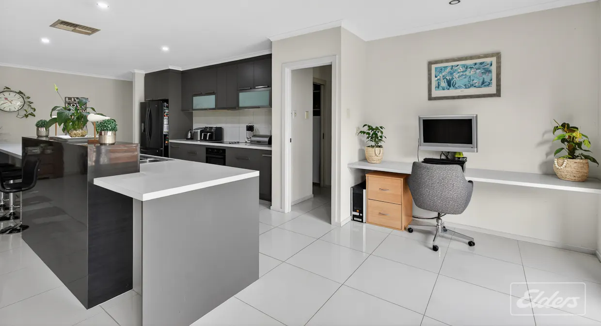 27 Gow Drive, Hindmarsh Island, SA, 5214 - Image 13