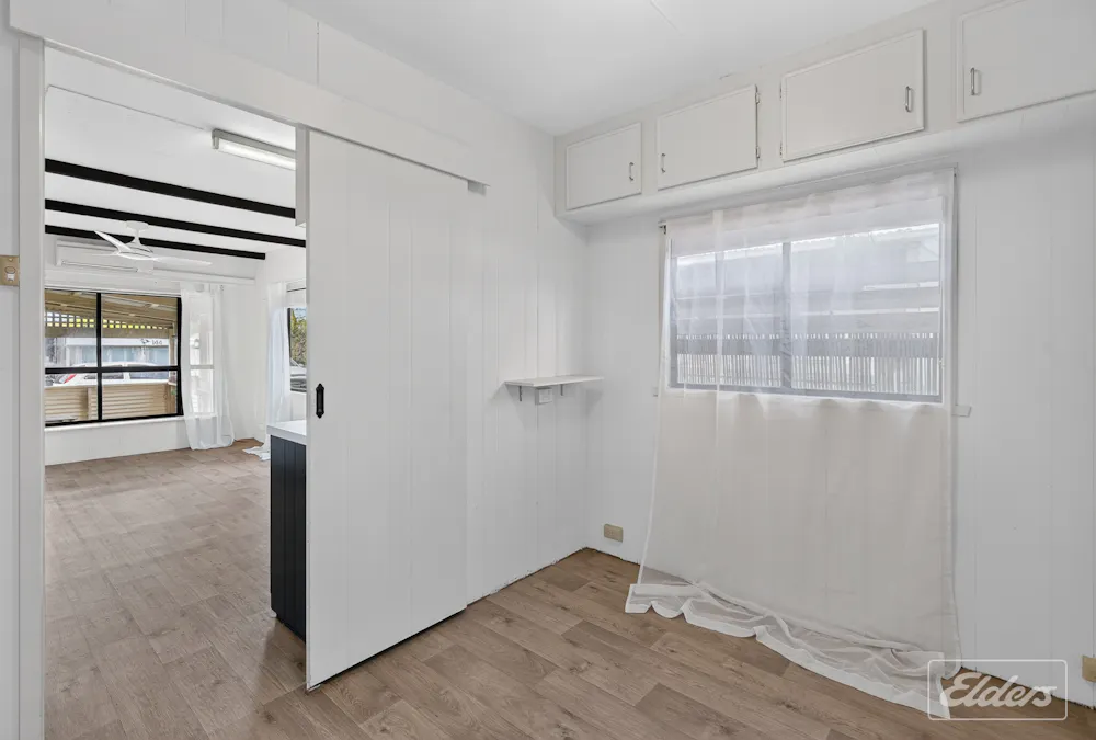 Cabin 10,  Bay Road, Victor Harbor, SA, 5211 - Image 9