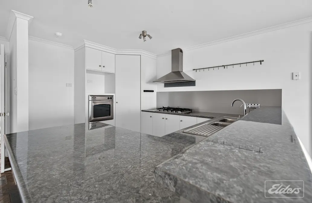 27 Arcadia Avenue, Hindmarsh Island, SA, 5214 - Image 12