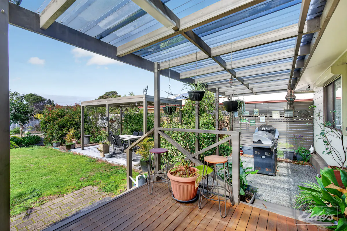 10 Merrett Avenue — photo 19 of 30