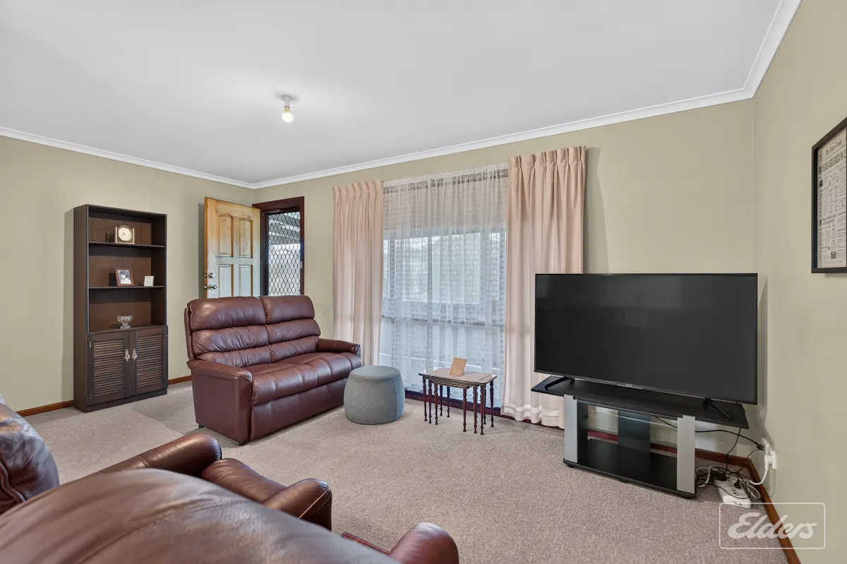48 Cave Street — photo 8 of 22