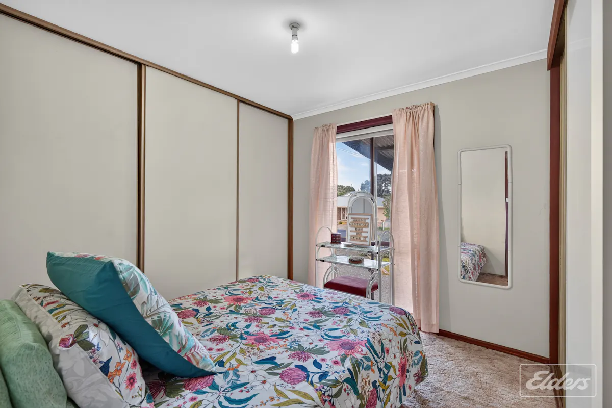48 Cave Street — photo 12 of 22