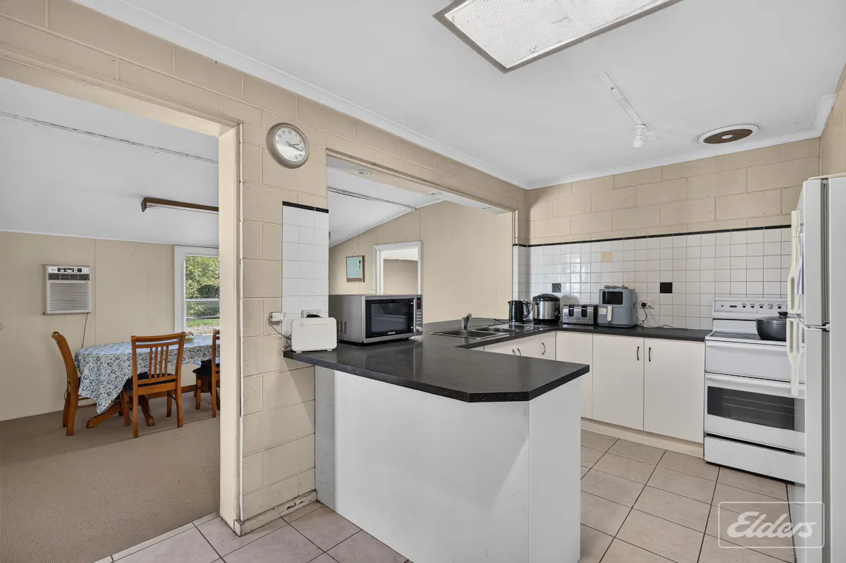 11 Port Elliot Road — photo 6 of 23