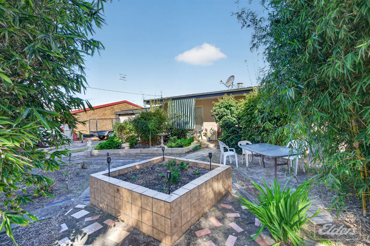 11 Port Elliot Road — photo 16 of 23