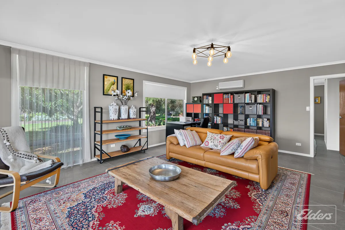 27 Fidock Road — photo 11 of 30