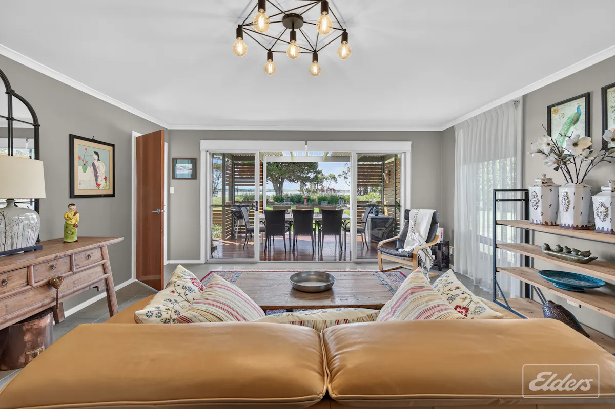 27 Fidock Road — photo 10 of 30