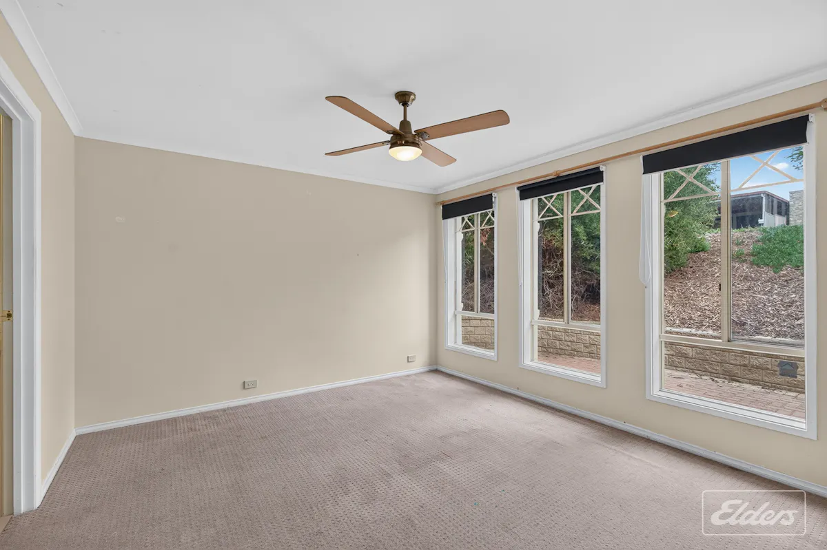 40 Hazel Street — photo 15 of 23