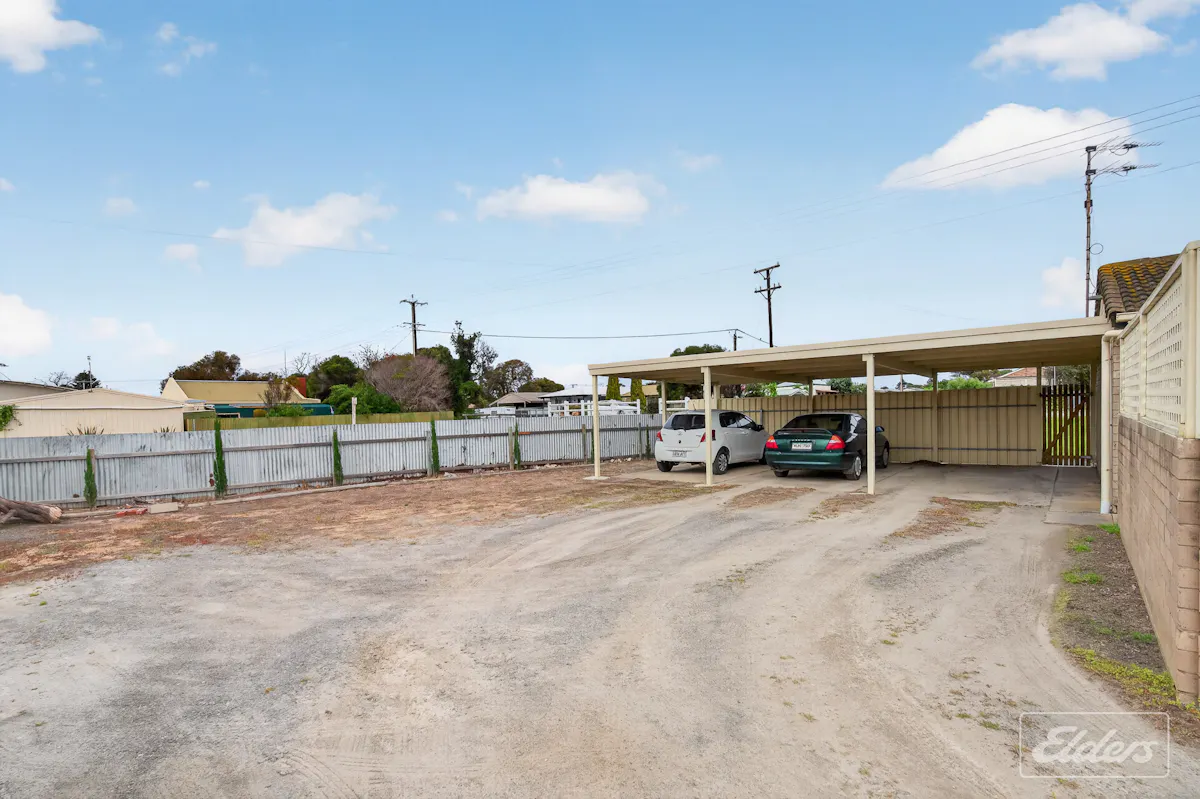 2/10 Oliver Street — photo 12 of 20