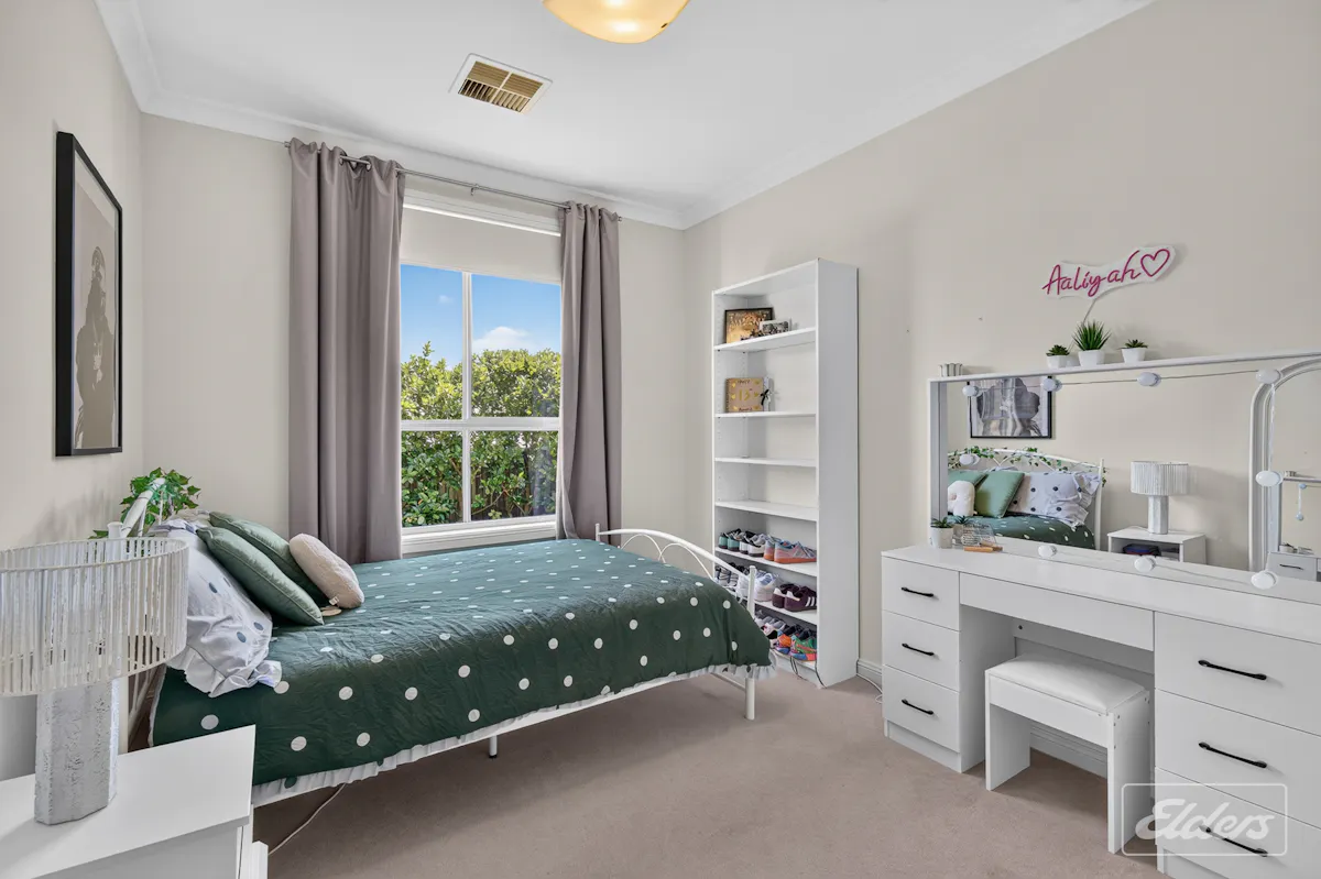 8 Aquamarine Boulevard — photo 21 of 30