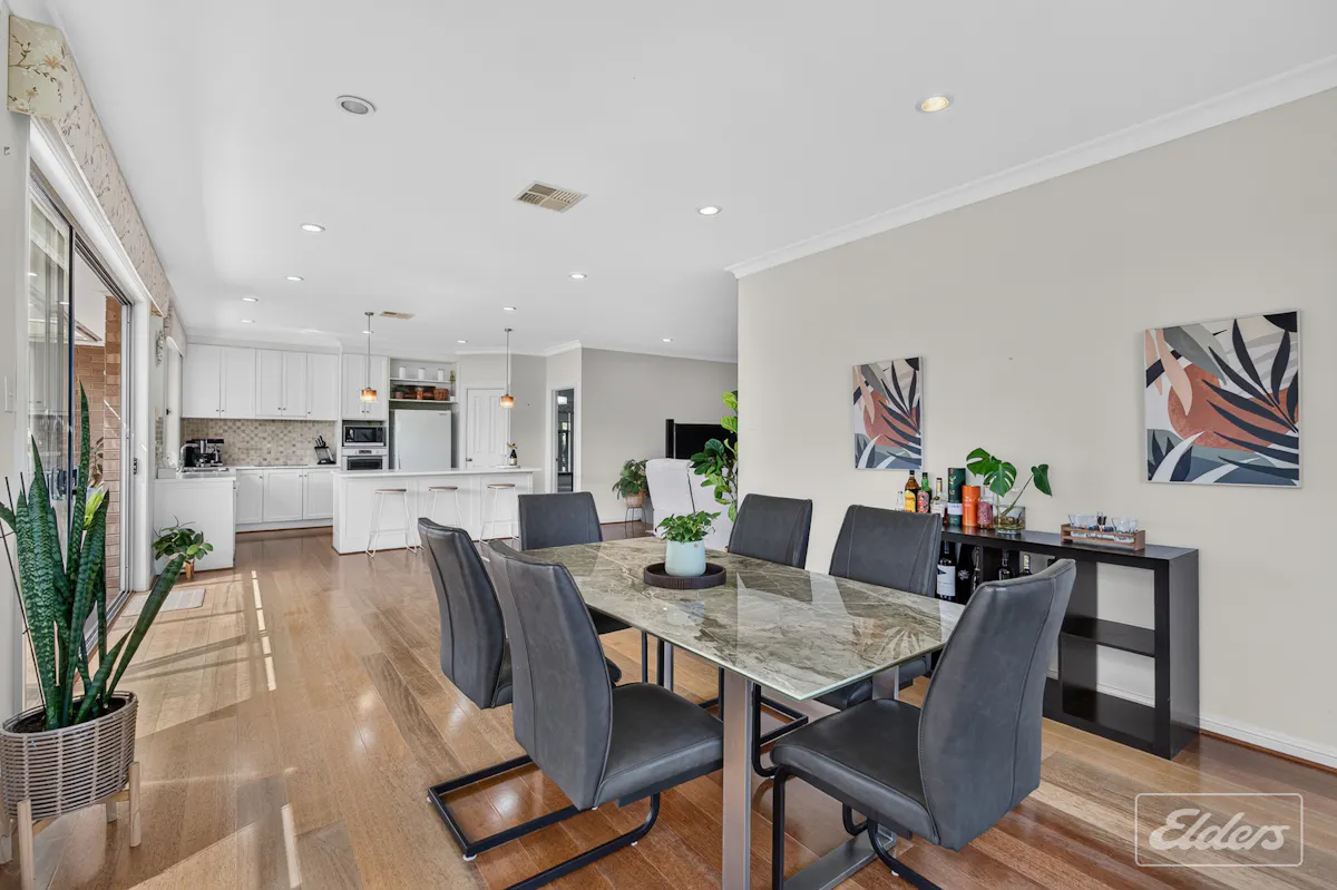 8 Aquamarine Boulevard — photo 13 of 30