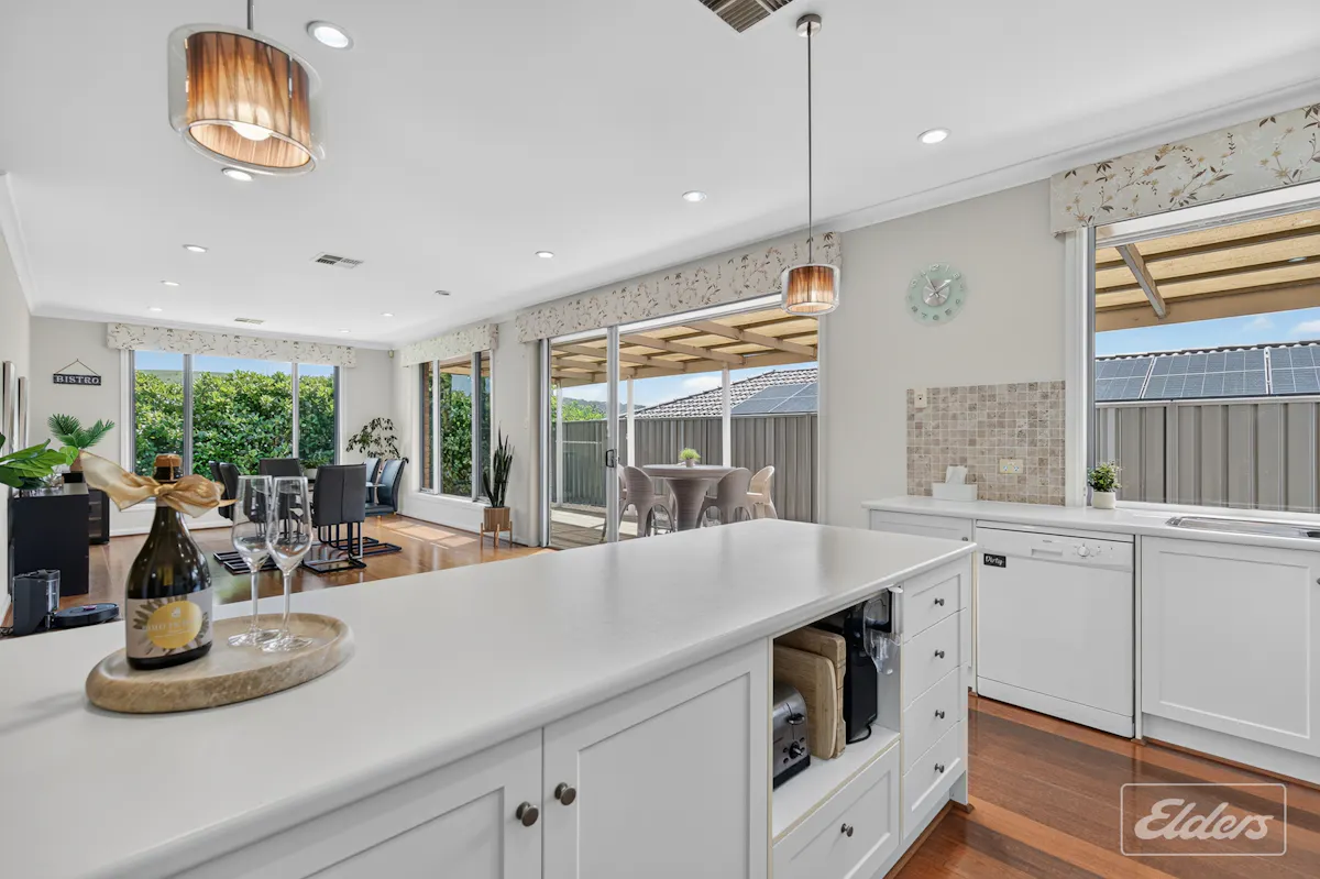 8 Aquamarine Boulevard — photo 7 of 30