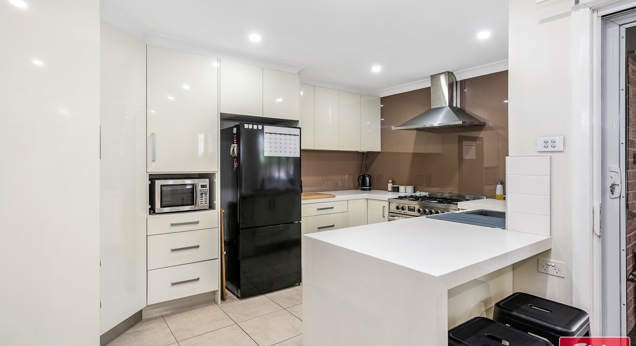 5 & 5A Myrtle Road, Claremont Meadows, NSW, 2747 - Image 2