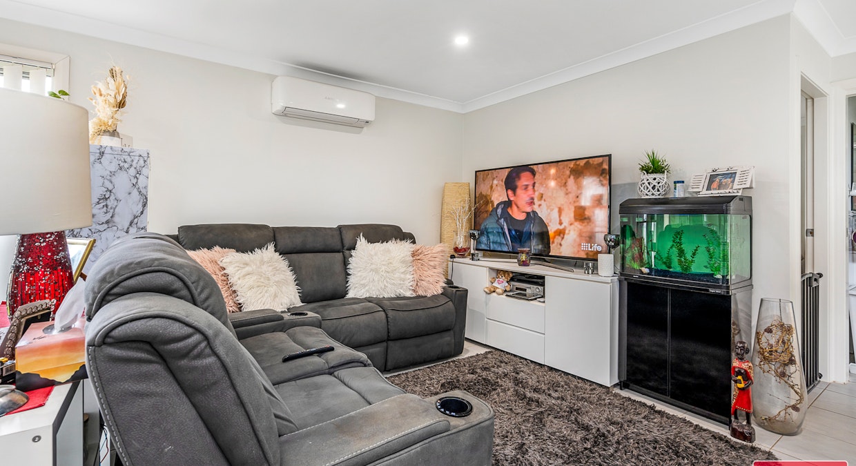 5 & 5A Myrtle Road, Claremont Meadows, NSW, 2747 - Image 12