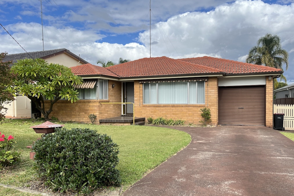 10 Bowes Avenue, South Penrith, NSW, 2750 - Image 1