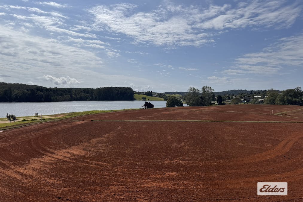 Lakefront Boulevard, Yungaburra, QLD, 4884 - Image 15