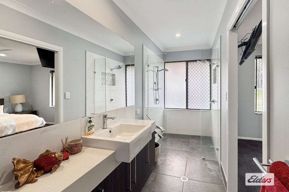 9 Small Close, Carrington, QLD, 4883 - Image 14