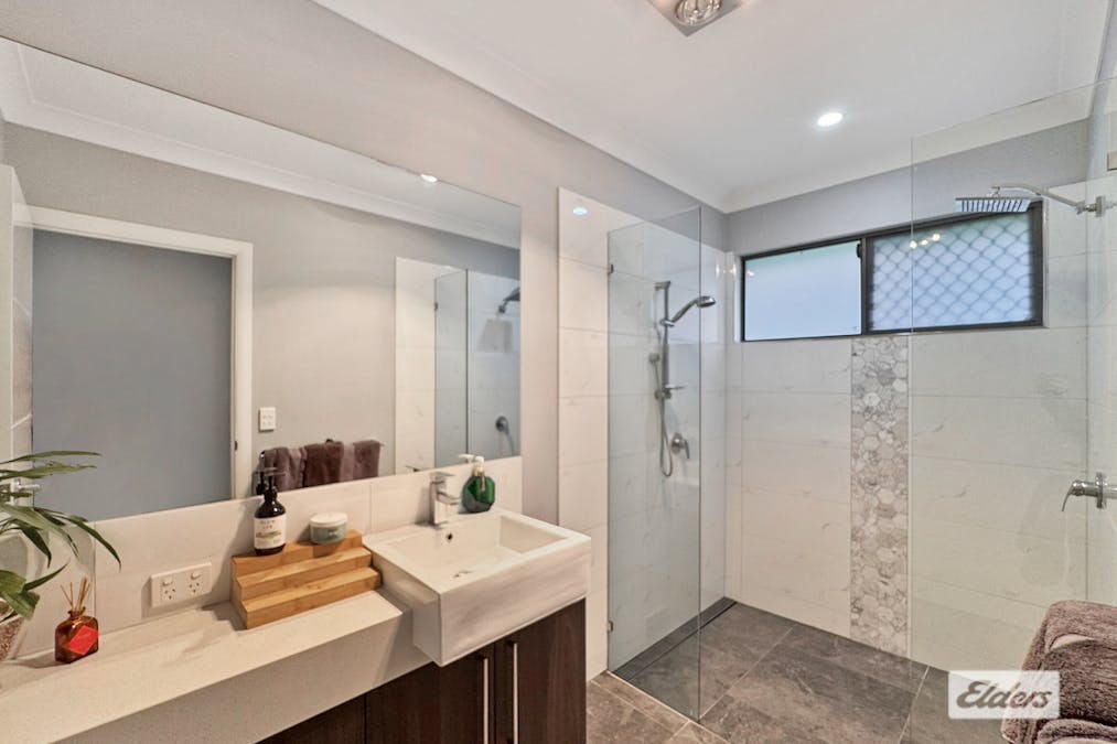 9 Small Close, Carrington, QLD, 4883 - Image 20