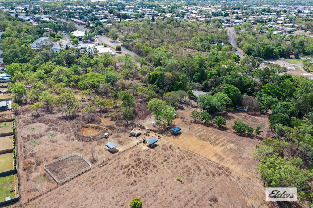 30 Peters Street, Mareeba, QLD, 4880 - Image 17