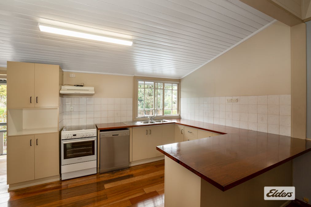 6 Thomas Street, Malanda, QLD, 4885 - Image 3